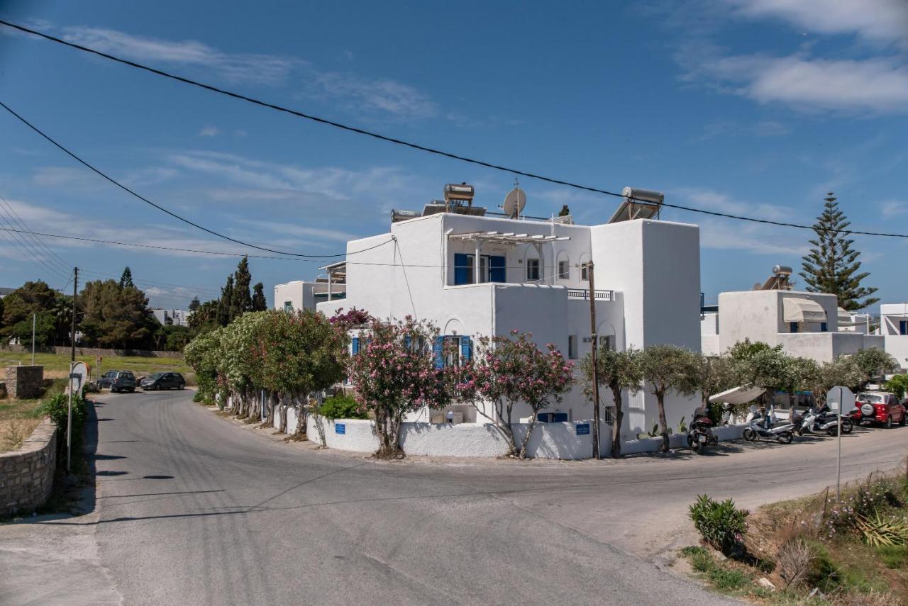 Livadia Seaside Studios 10 Páros Exterior foto